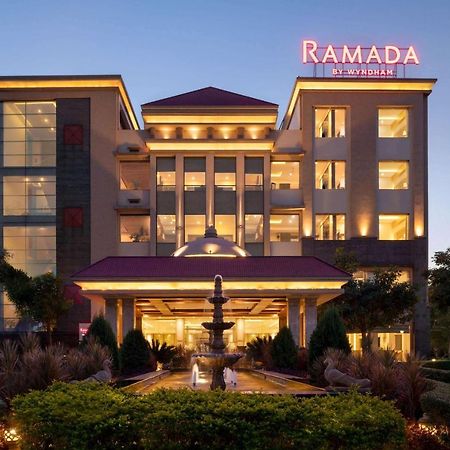 Ramada By Wyndham Varanasi Katesar Chandauli 외부 사진