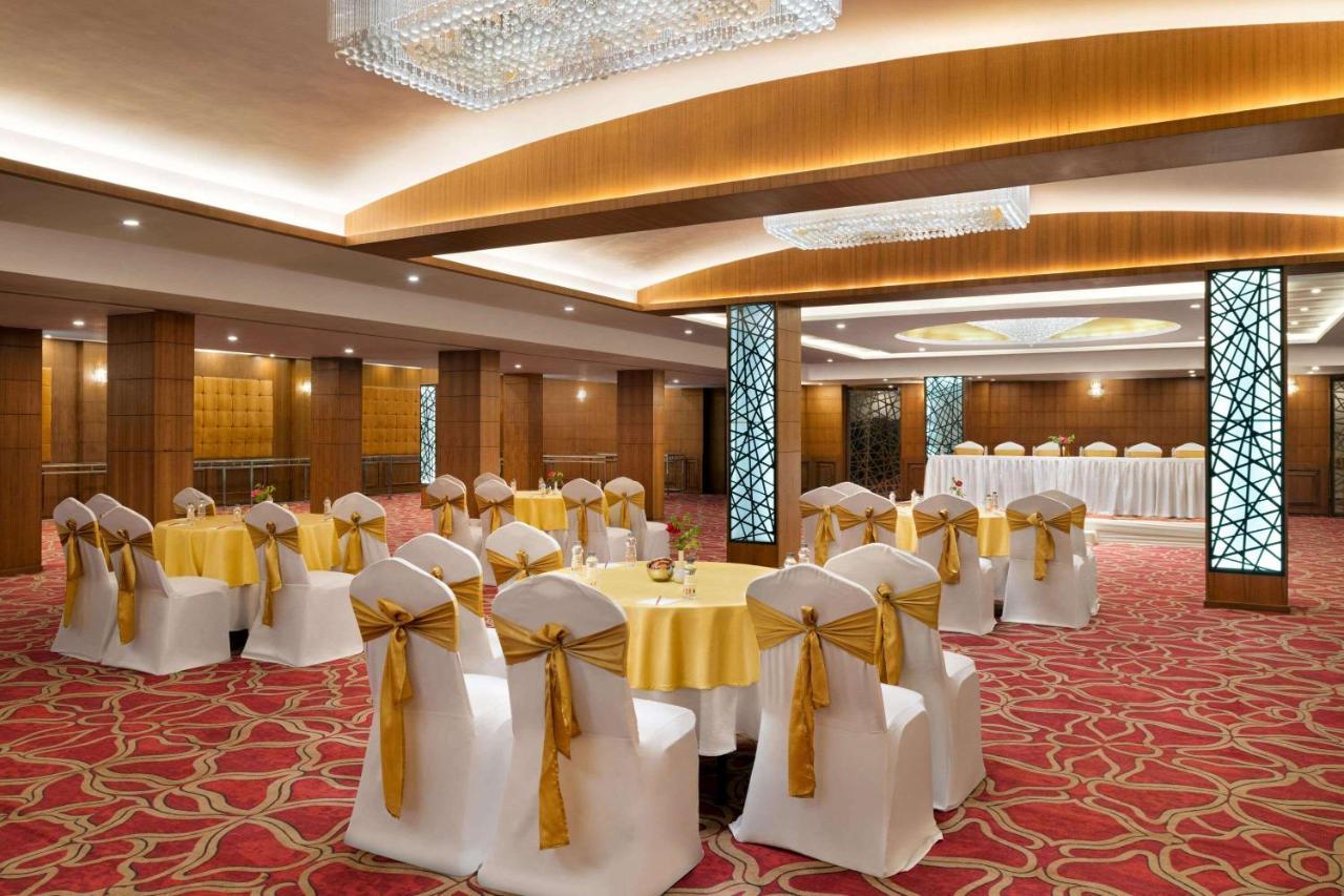 Ramada By Wyndham Varanasi Katesar Chandauli 외부 사진