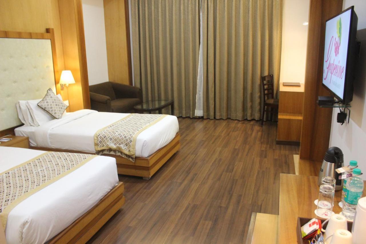 Ramada By Wyndham Varanasi Katesar Chandauli 외부 사진