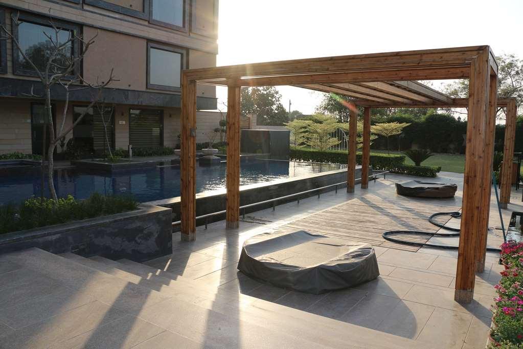 Ramada By Wyndham Varanasi Katesar Chandauli 시설 사진