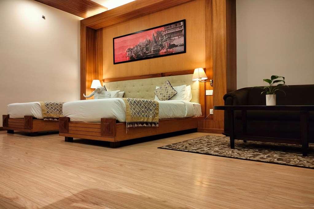 Ramada By Wyndham Varanasi Katesar Chandauli 객실 사진