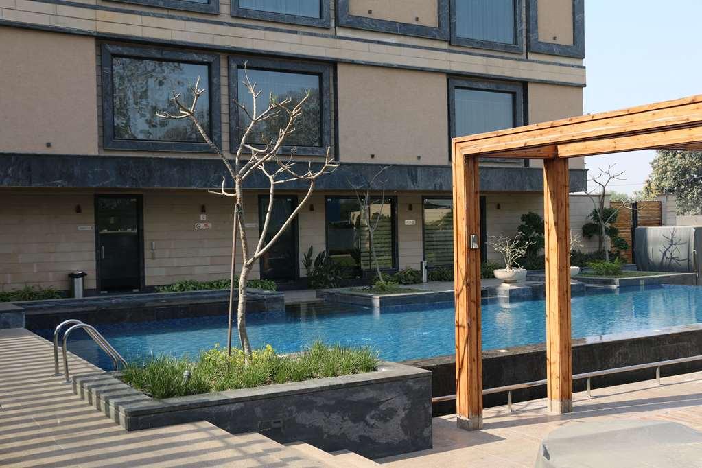 Ramada By Wyndham Varanasi Katesar Chandauli 시설 사진